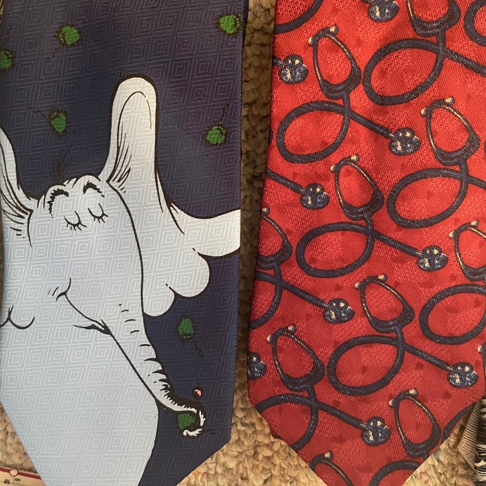 Fun ties - Picture 4 of 8
